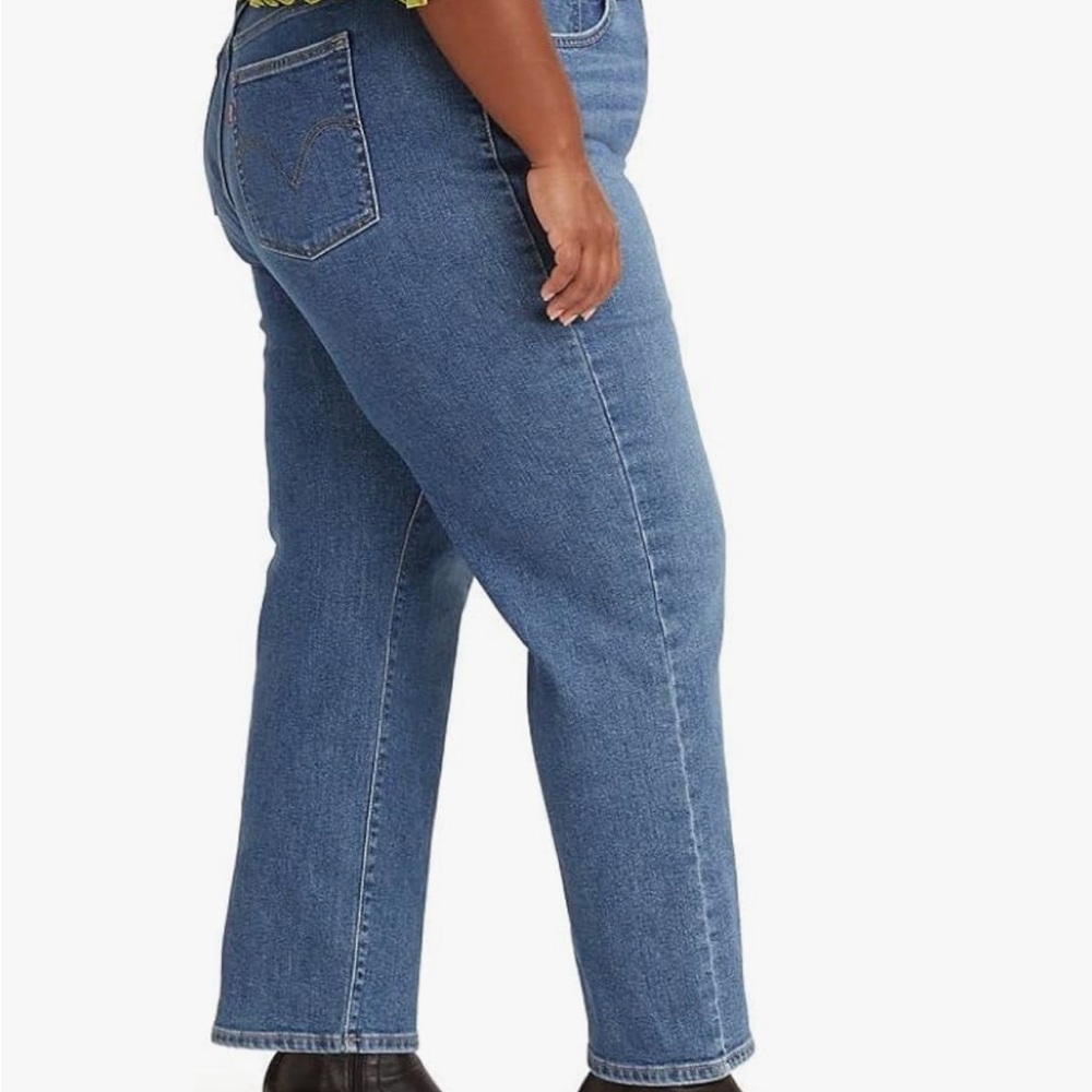 Levi’s Ribcage Straight Ankle Jeans - Picture 3 of 8